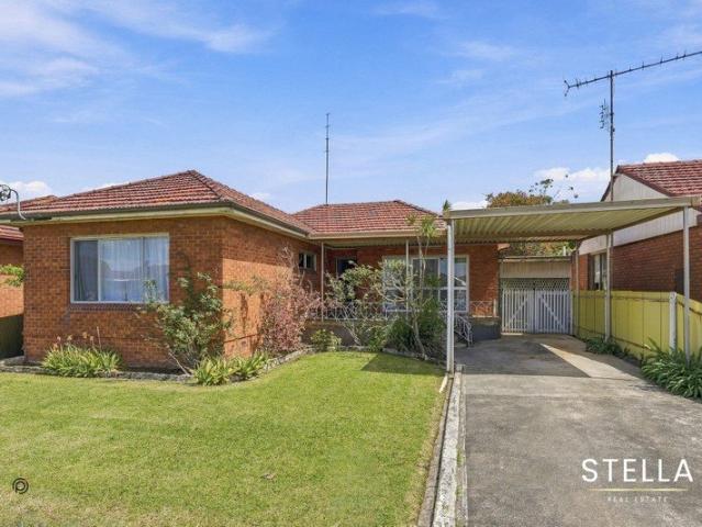 House for sale in Fairy Meadow, Wollongong City Council