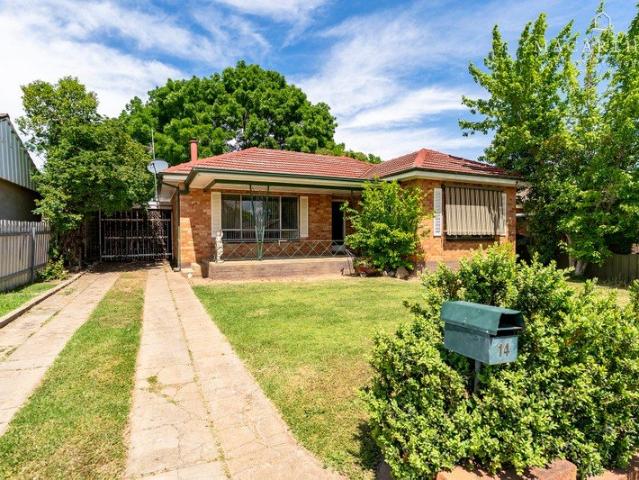 House for sale in Tolland, Wagga Wagga City Council