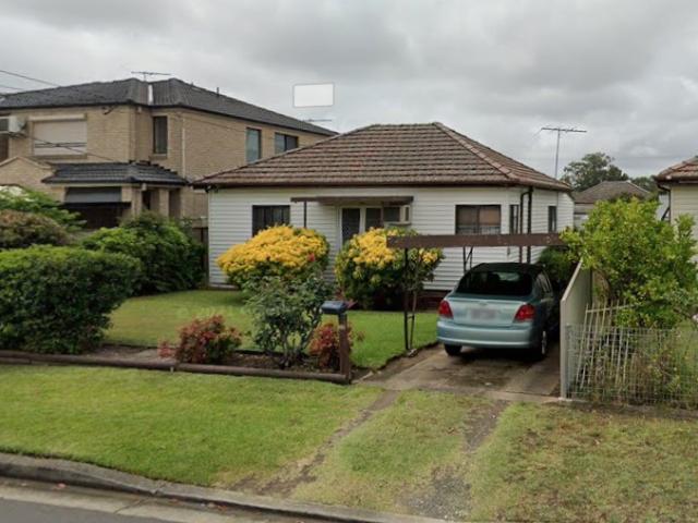 House for sale in Canley Heights