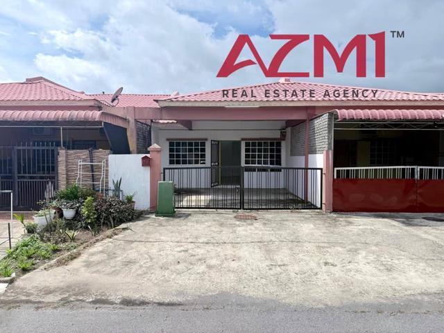 Terraced House for sale in Long Miri, Sarawak
