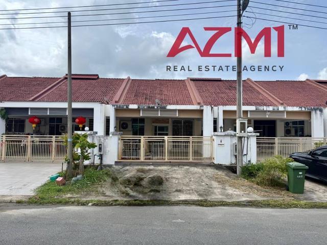 Terraced House for sale in Long Miri, Sarawak