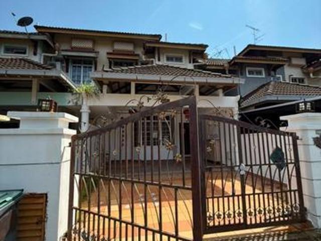 Terraced House for sale in Ulu Tiram, Johor