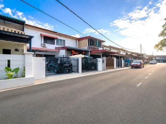 Terraced House for sale in Ulu Tiram, Johor