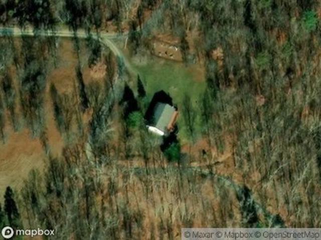 House for sale in Berkeley Springs, West Virginia