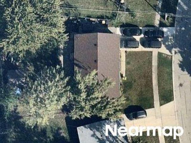 House for sale in Streamwood, Illinois