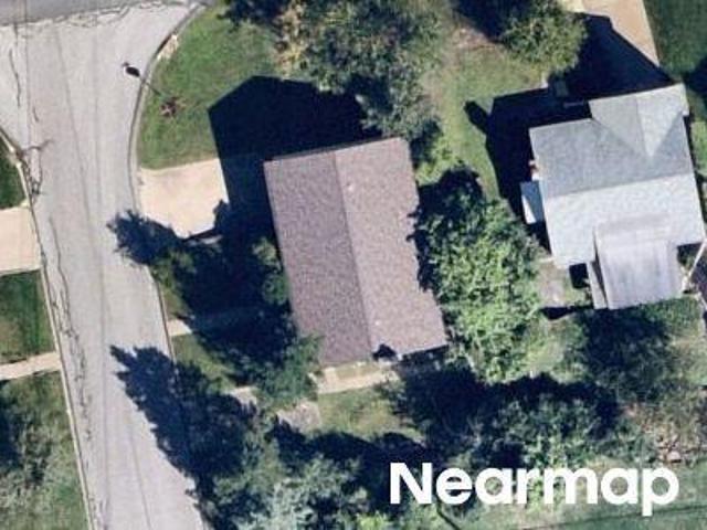 House for sale in Saint Clair Heights, Scott Township