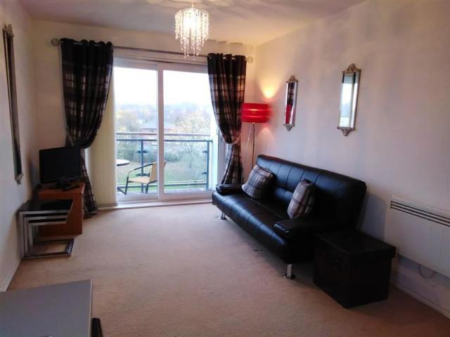 Apartment for rent in Pentre-chwyth, Swansea