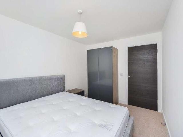 Apartment for rent in Brighton Marina, Brighton