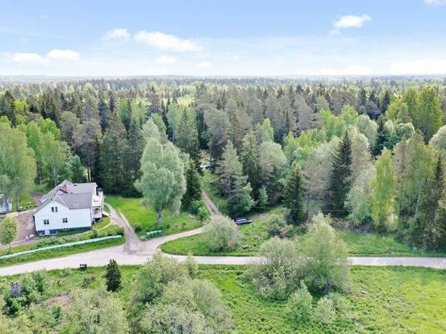 Tomt till salu i Uppsala