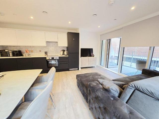 Apartment for rent in Wealdstone, Greater London