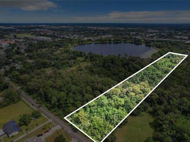 Land for sale in University, Florida
