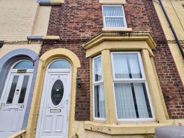 House for rent in Calderstones