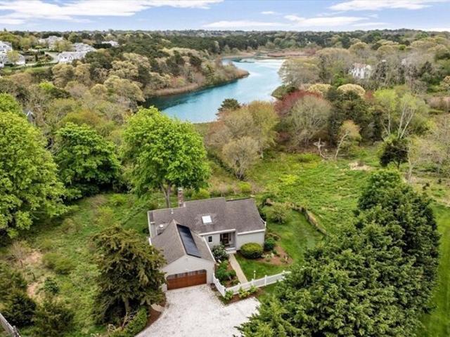 House for sale in Chatham