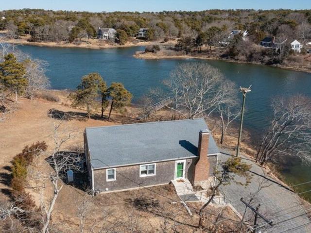 House for sale in North Chatham