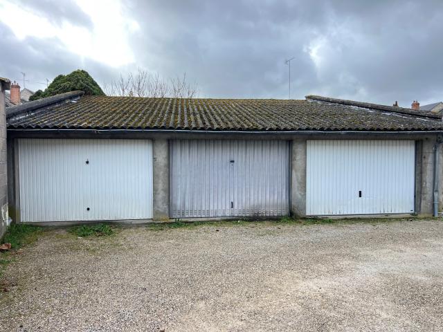 Garage location à Orléans