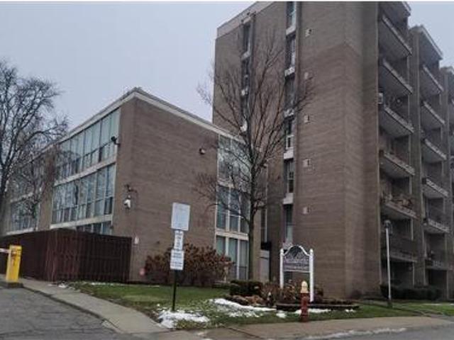 Condo for sale in Detroit