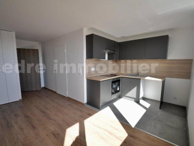 Appartement location à Zone Industrielle de la Saussaye, Saint-Cyr-en-Val