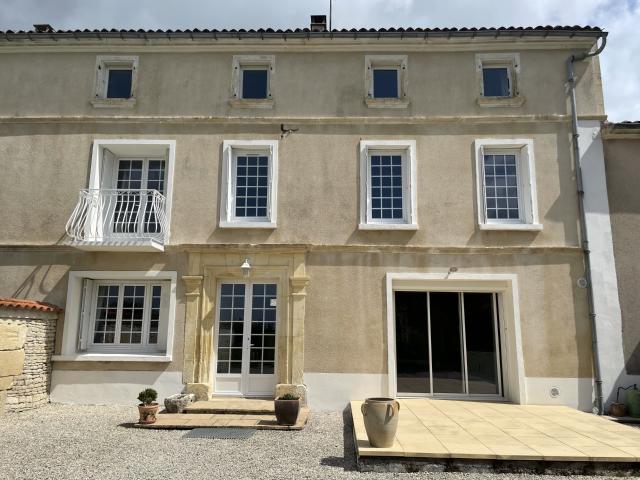 Maison vente à Cognac, Nouvelle-Aquitaine