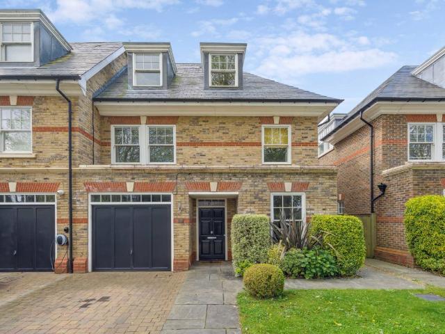 House for rent in Hampton, Greater London