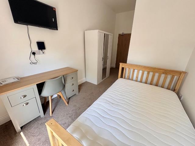 Room for rent in St Helens