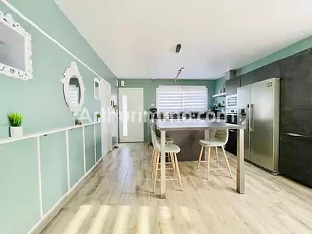 Maison vente à Narbonne, Ornaisons