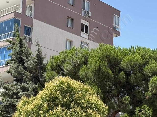 İzmir içerisinde kiralık mülk
