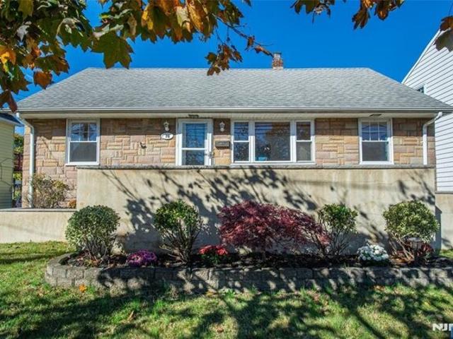 House for sale in Clifton, New Jersey