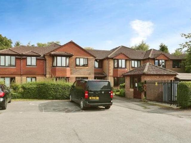 House for sale in Barton Stacey, Hampshire