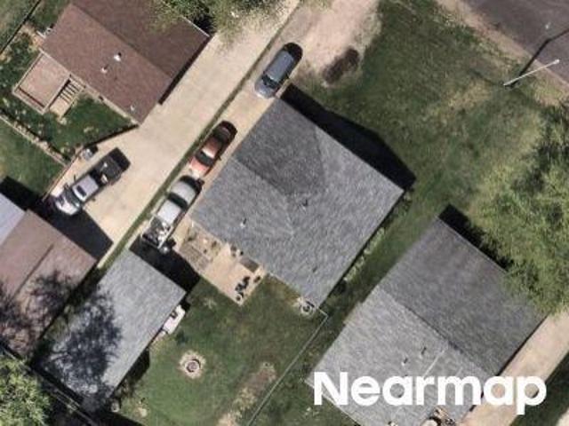 House for sale in Pekin, Illinois