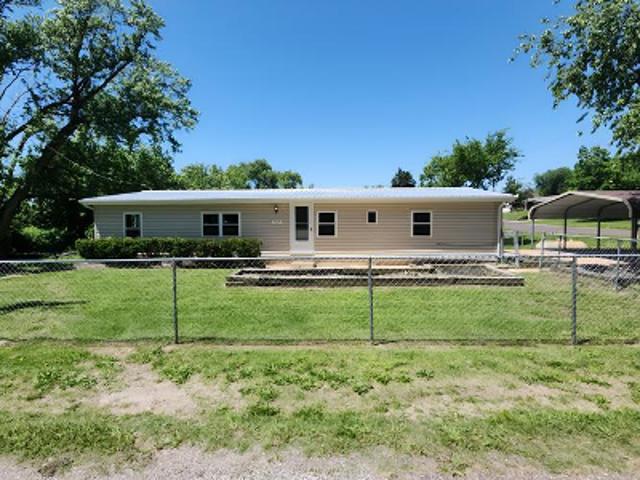House for sale in Pacific, Missouri