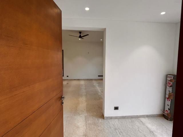 Flat for sale in Hariana
