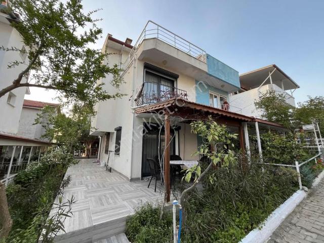 Menderes, İzmir içerisinde satılık Villa