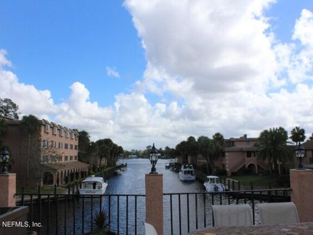 Condo for sale in Jacksonville