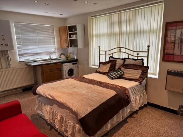 House for rent in Georgia, Greater Manchester