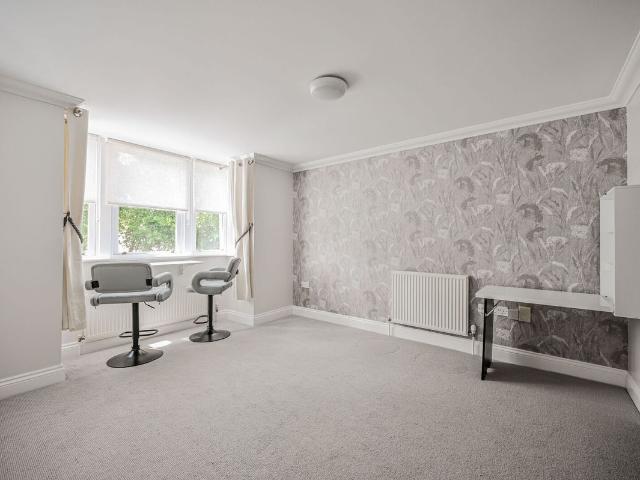 House for rent in Chapel End, Highams Park