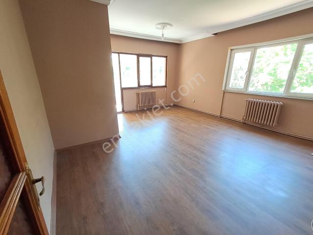 Ataşehir, İstanbul içerisinde kiralık mülk