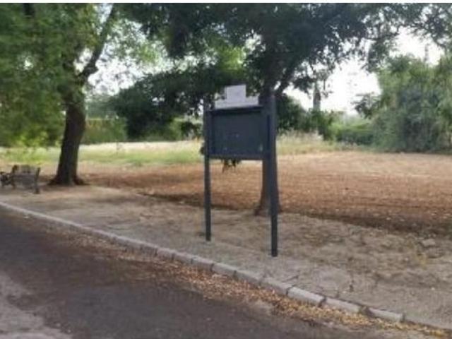 Local Comercial en venta en Espartinas, Urbanización El Capricho