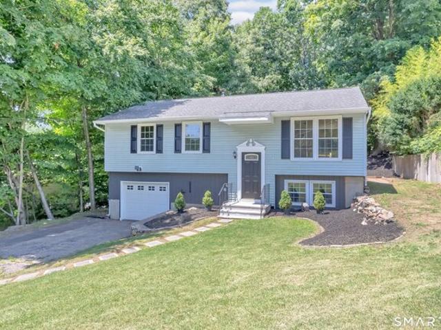 House for sale in Naugatuck, Connecticut