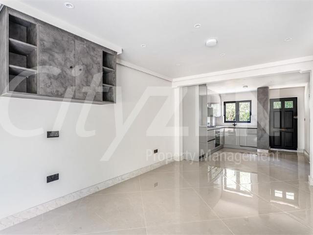 House for rent in East Barnet, Greater London