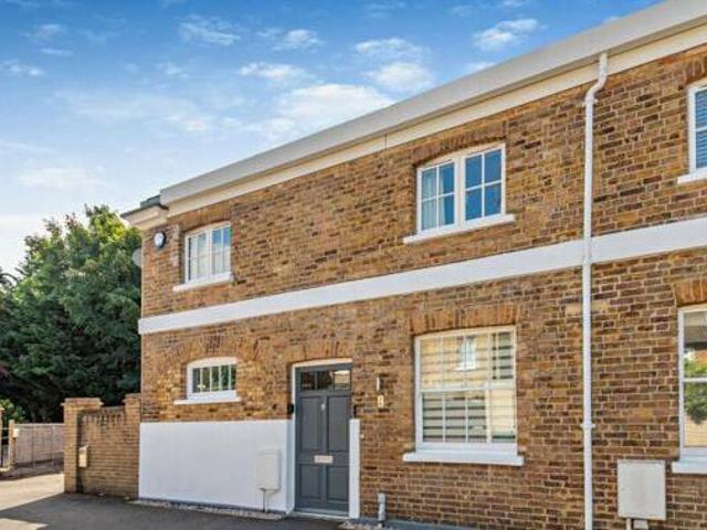 House for sale in Lambourn, West Berkshire