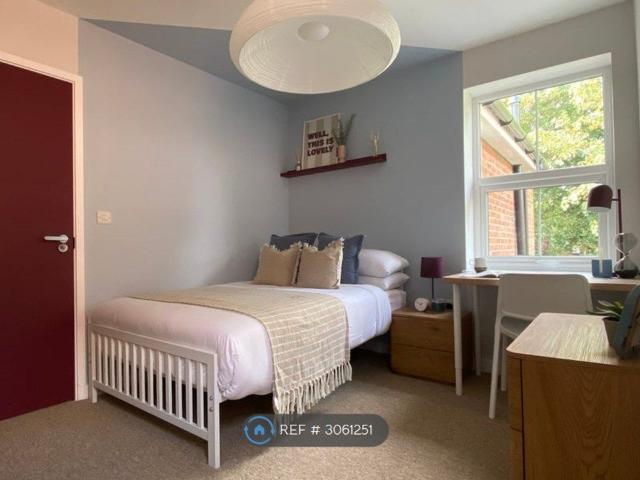 Room for rent in Talbot Village, Bournemouth