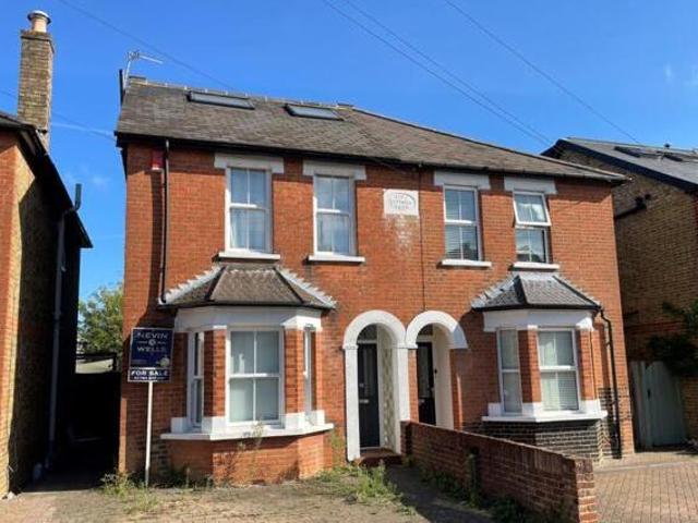 House for sale in Ripley Springs, Row Town