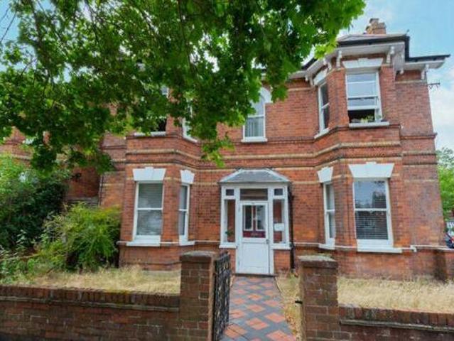 House for sale in Farnborough, Hampshire