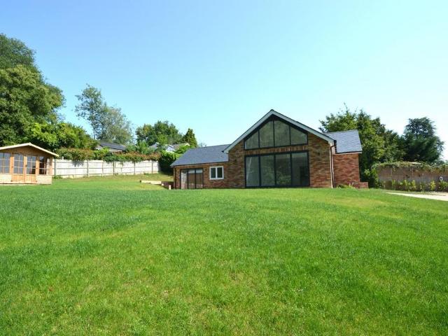 House for rent in Jarvis Brook, Cross In Hand