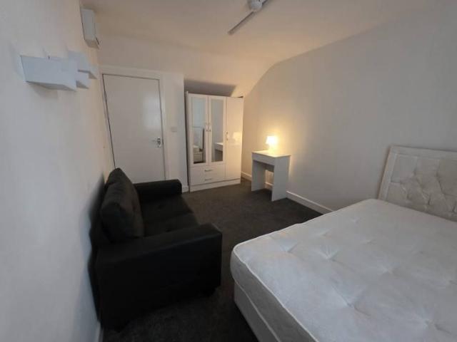 Room for rent in Tuebrook, Liverpool