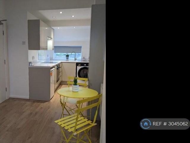 Apartment for rent in Levenshulme, Manchester