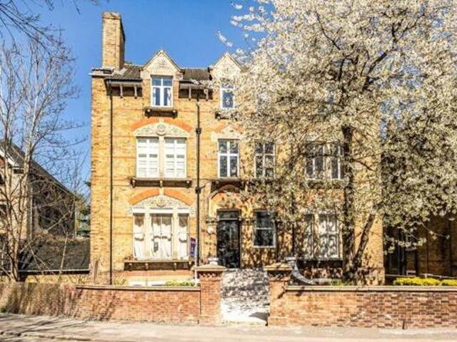 House for sale in Lambourn, West Berkshire