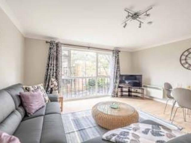 House for rent in Clewer Village, Windsor