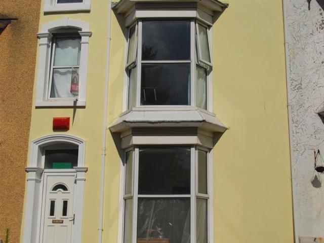 House for rent in Nangreaves, Wales