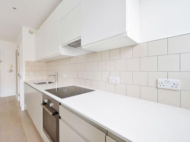 Studio for rent in Horn Park, Greater London